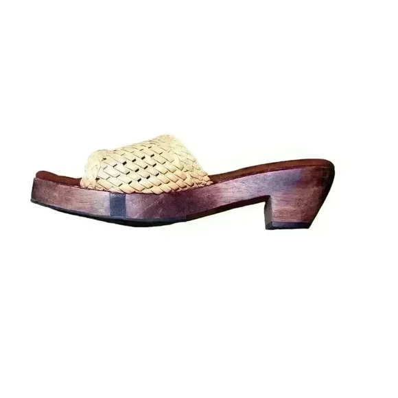 Me Too Tessa Peep Toe sandal - Picture 1 of 9